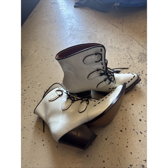 Coach Boots Size 6B - Picture 10 of 12